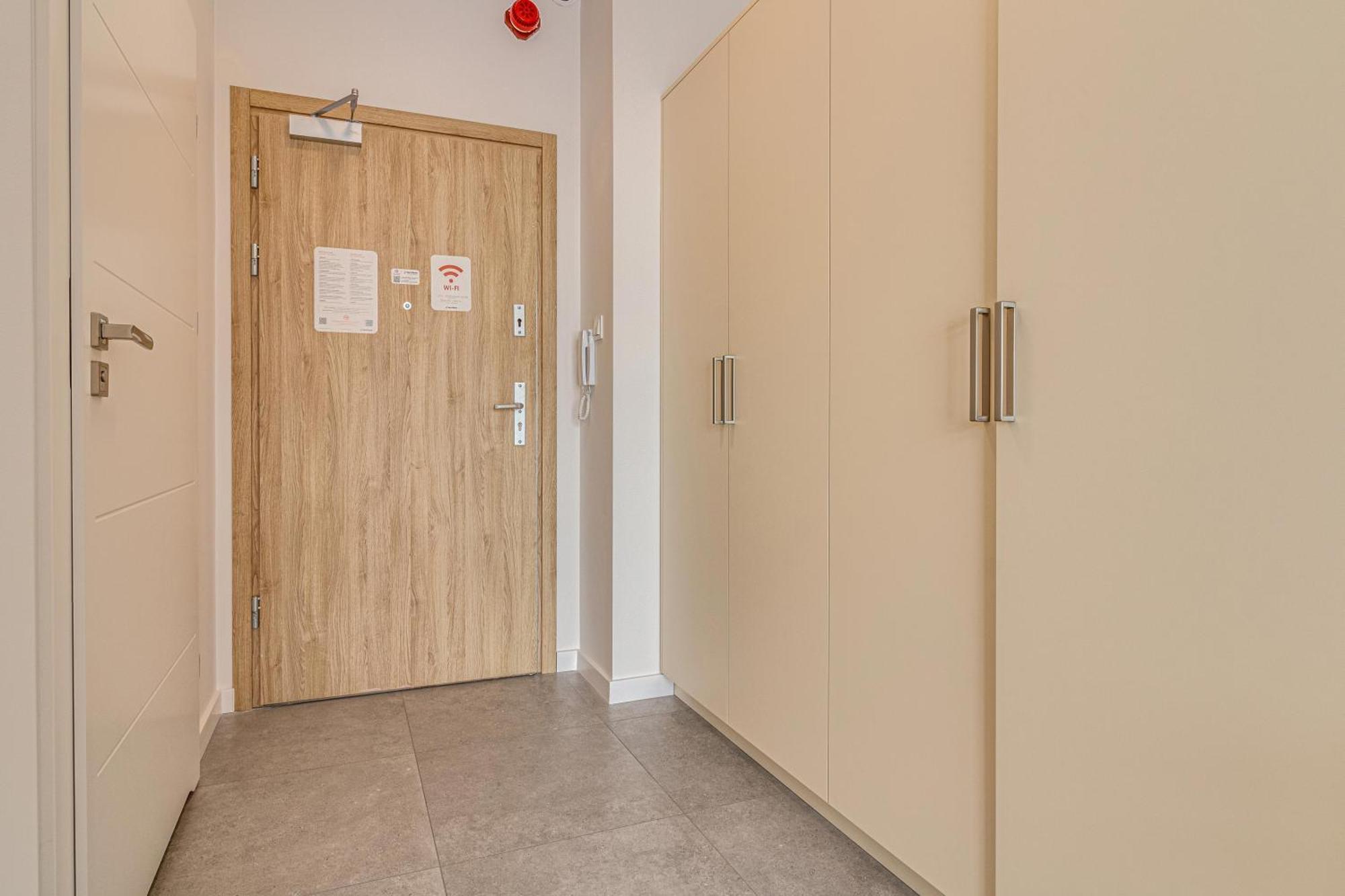 Rentplanet - Apartamenty Zarembowicza ヴロツワフ エクステリア 写真
